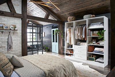 ClosetMaid_MasterSuite_WashedWhite_Farmhouse-(1500pxs_digital)